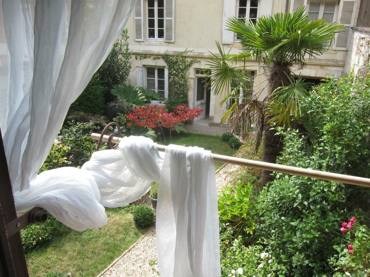 Le Murmure De La Falaise Bed and Breakfast Beaumont-le-Roger Esterno foto