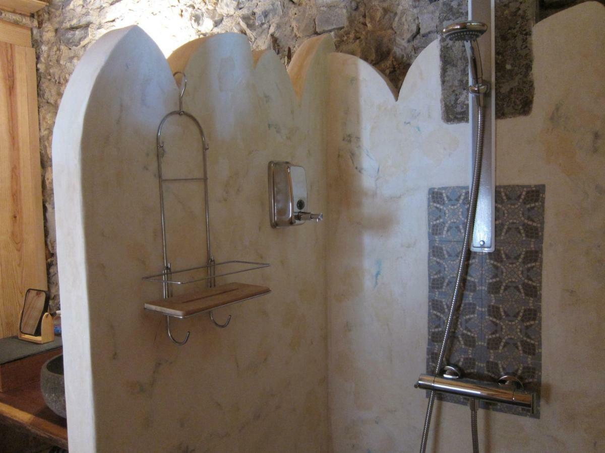 Le Murmure De La Falaise Bed and Breakfast Beaumont-le-Roger Esterno foto